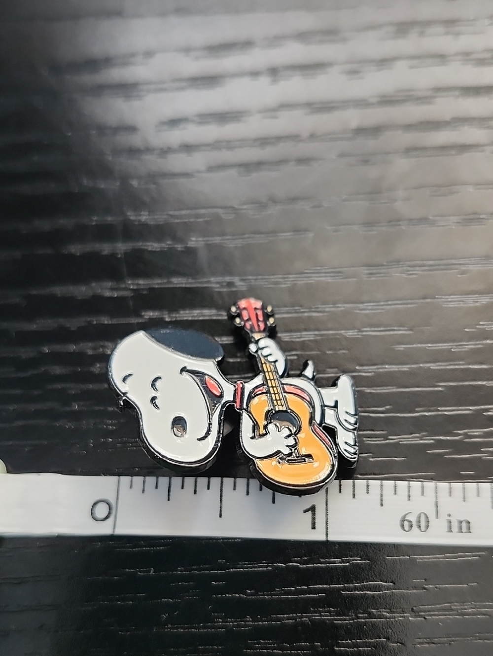 Peanuts Snoopy Guitar Enamel Pin - White, Black, Yellow, Red - Picture 3 of 4
